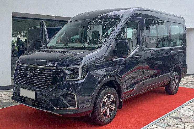 Ford Transit thế hệ mới đăng ký bảo hộ kiểu dáng tại Việt Nam - 1